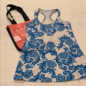 Women’s Lululemon tank top